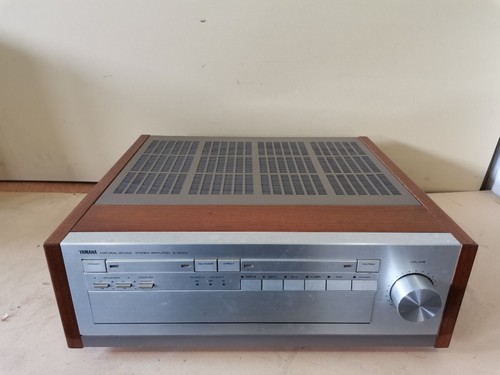 Used integrated amplifier - used,